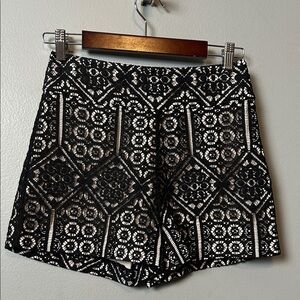 Marciano Black and White Patterned High Waist Shorts size 4 lace shorts mini